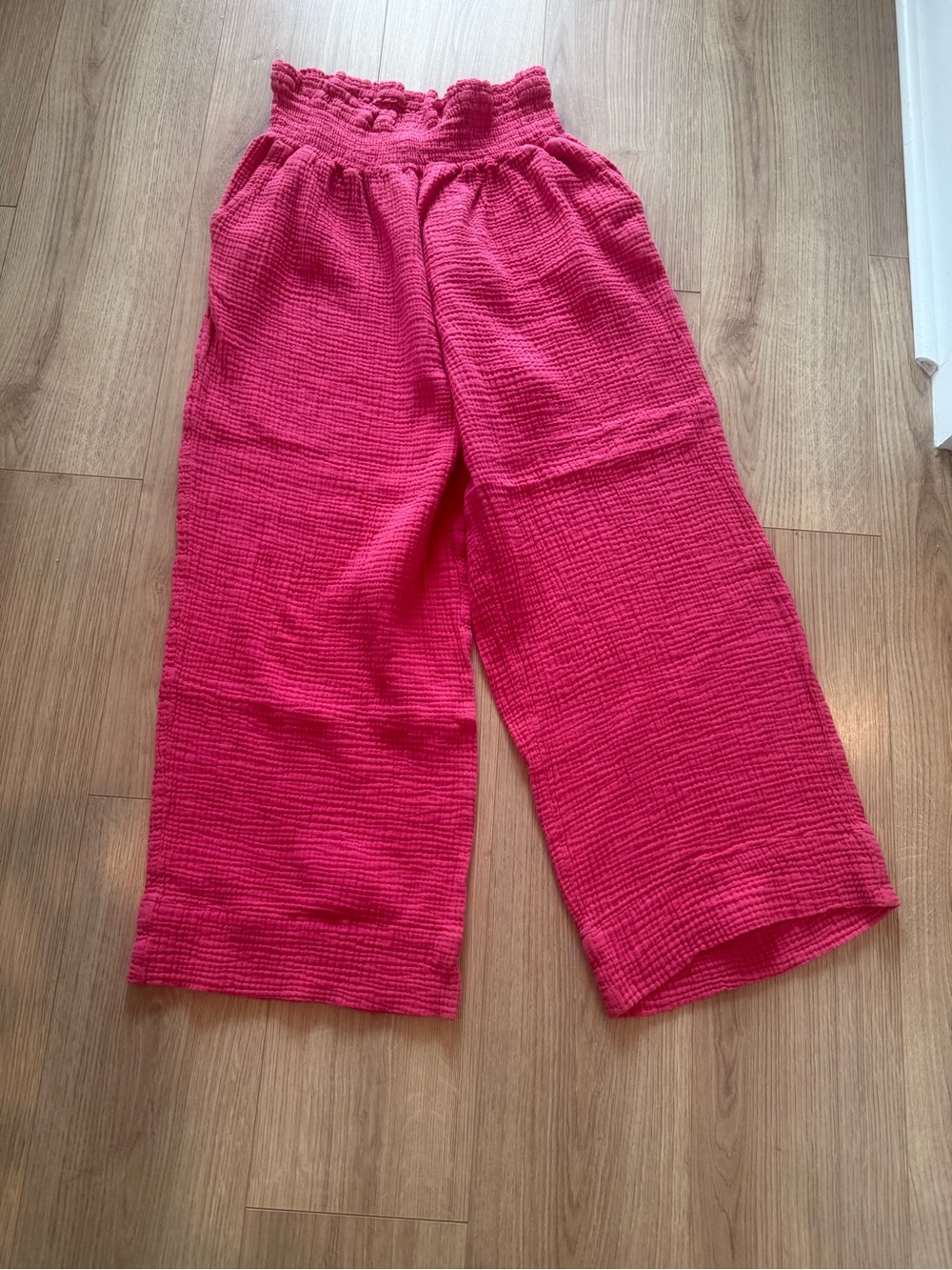 Wide Leg Crinkle Pull-On Pants in Bright Pink